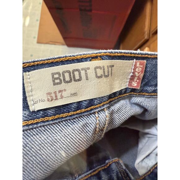 Levi's 517 Size 34x30 Faded Blue Jeans - Picture 7 of 7